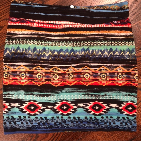 GB Miniskirt with Tribal Print and Zipper Back - Picture 1 of 6